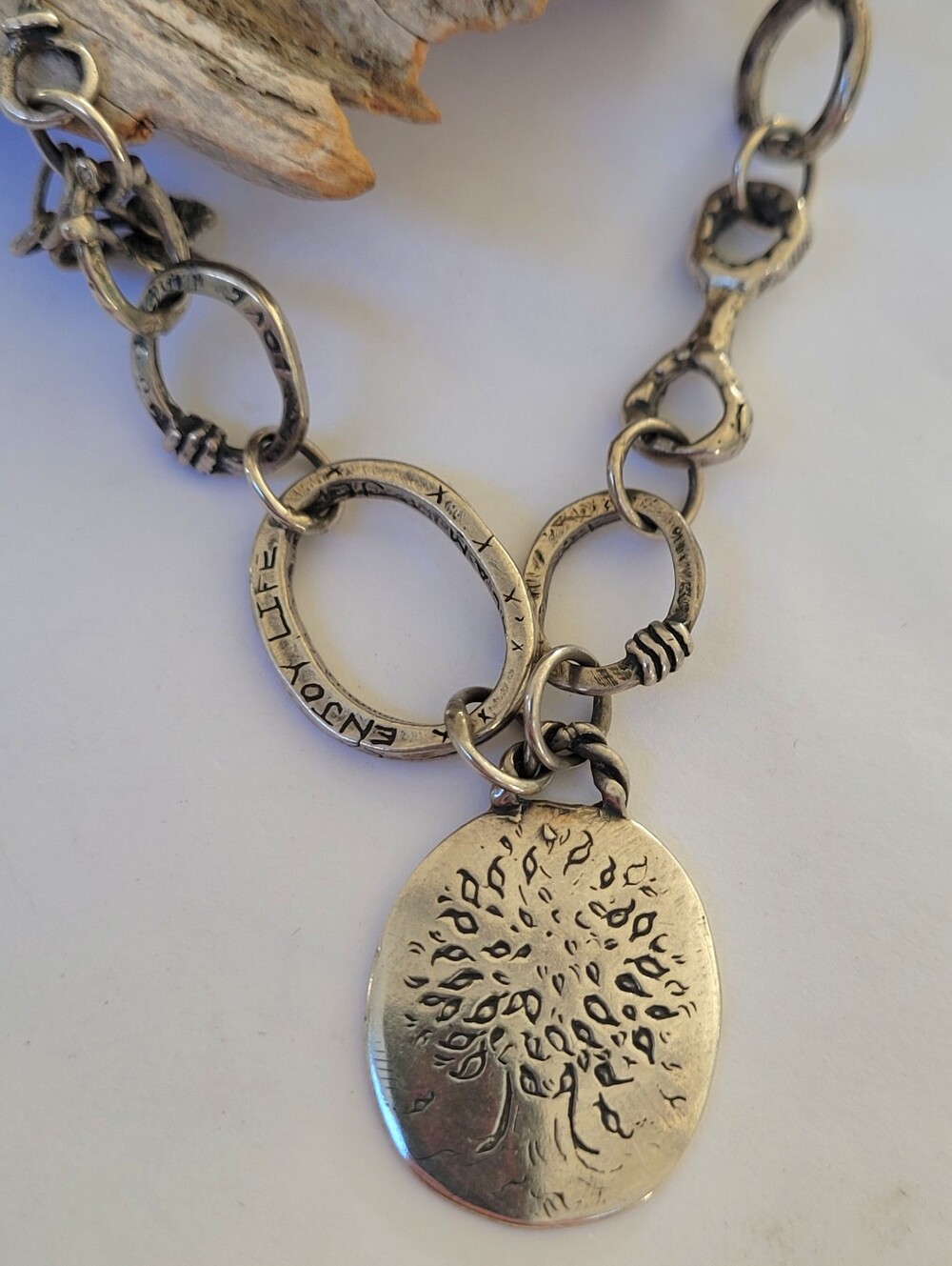 Jes MaHarry GROW STRONG Silver Necklace. ❤️❤️ GORGEOUS!!